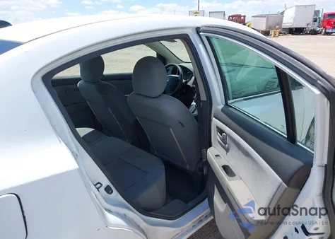 2008 Nissan Sentra 2.0 z USA, uszkodzony, nr VIN 3N1AB61E28L723071